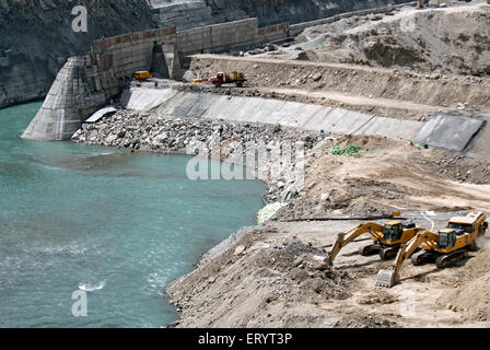 Nimo bazgo progetto idraulico e la diga sul fiume Indo ; Leh ; Ladakh ; Jammu e Kashmir ; India 9 Aprile 2008 Foto Stock