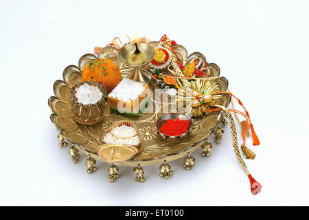 Raksha Bandhan festival ; Bombay ora Mumbai ; Maharashtra ; India Foto Stock