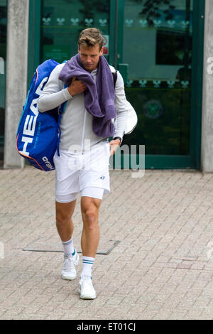 Il torneo di Wimbledon, Londra, Regno Unito. Decimo Giugno, 2015. Ceca giocatore di tennis Tomas BERDYCH arriva a WImbledon AELTC per la pratica del credito: amer ghazzal/Alamy Live News Foto Stock