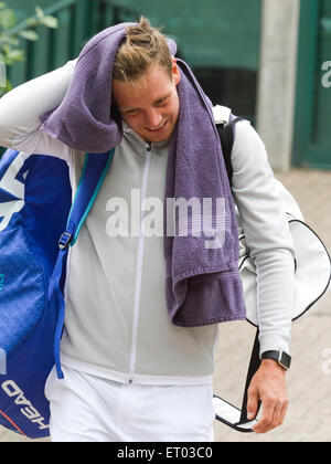 Wimbledon Londra,UK. Il 10 giugno 2015. Ceca giocatore di tennis Tomas BERDYCH arriva a WImbledon AELTC per la pratica del credito: amer ghazzal/Alamy Live News Foto Stock