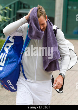 Wimbledon Londra,UK. Il 10 giugno 2015. Ceca giocatore di tennis Tomas BERDYCH arriva a WImbledon AELTC per la pratica del credito: amer ghazzal/Alamy Live News Foto Stock