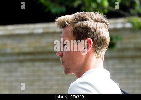 Wimbledon Londra,UK. Il 10 giugno 2015. Ceca giocatore di tennis Tomas BERDYCH arriva a WImbledon AELTC per la pratica del credito: amer ghazzal/Alamy Live News Foto Stock