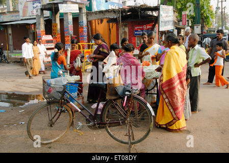 Area di mercato ; Chidambaram ; Tamil Nadu ; India Foto Stock