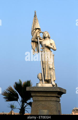 Statua di Giovanna d'Arco, Pondicherry, Puducherry, Tamil Nadu, territorio dell'Unione, UT, India, Asia Foto Stock