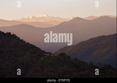 Insediamento in una montagna della Sierra Nevada de Santa Marta Foto Stock