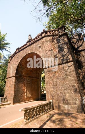 Il viceré's arch a Velha ; Panjim ; Goa ; India Foto Stock