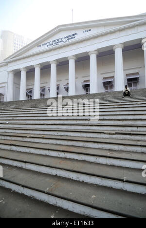 La società asiatica Membro della Biblioteca centrale di Municipio ; Mumbai Bombay ; Maharashtra ; India Foto Stock