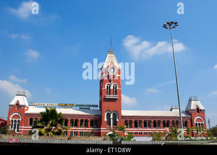 Stazione ferroviaria centrale di Chennai ; Stazione di Chennai , Madras , Chennai , Tamil Nadu ; India , Asia , M.G. Stazione ferroviaria centrale di Ramachandran, Foto Stock