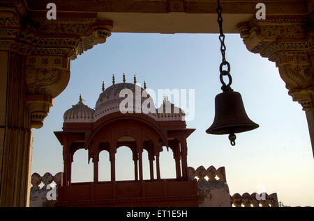 Campana in Bhanda Shah tempio Jain Bikaner Rajasthan India Asia Foto Stock