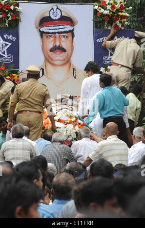 Homage, Hemant Karkare, capo squadra antiterrorismo, ha ucciso 2008 Mumbai attacco terroristico, Bombay, Mumbai, Maharashtra, India Foto Stock