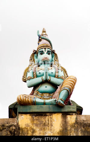 Statua di hanuman ranganathaswamy sul tempio di srirangam vicino Tiruchirappalli ; Tamil Nadu ; India Foto Stock
