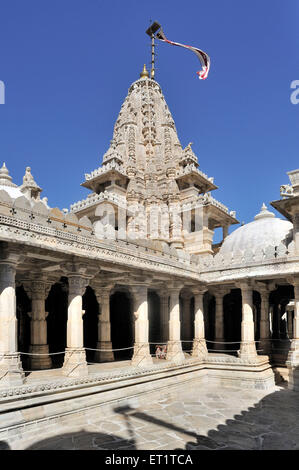 Chaumukha temple di ranakpur in Rajasthan india asia Foto Stock