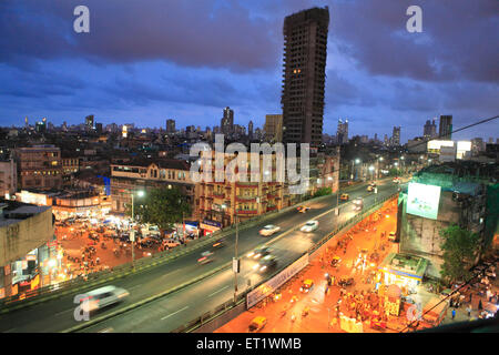 Skyline JJ cavalcavia a Crawford mercato del Maharashtra Mumbai India Asia Foto Stock