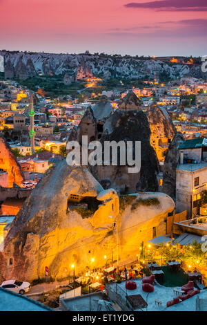 Vista tramonto su Goreme, Cappadocia, Turchia Foto Stock