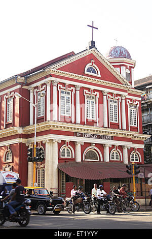 San Teresas chiesa a Gadre chowk ; Jagannath Shankarsheth road ; Charni Road ; Mumbai Bombay ; Maharashtra ; India Foto Stock