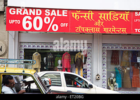 Kala Kendra fancy Saree e Topclass indumenti shop ; Raja Rammohan Roy Road ; Girgaon ; Charni Road ; Bombay Mumbai Foto Stock