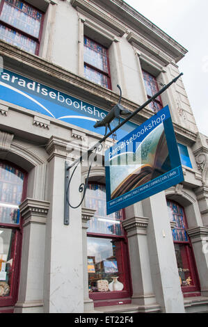 Paradise Bookshop nella strada principale del centro storico di Daylesford, Victoria, una popolare destinazione di fine settimana di Melbourne Foto Stock