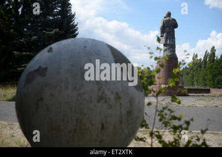 Wuensdorf, Germania, statua di Lenin nella ex russo Wuensdorf garrison Foto Stock