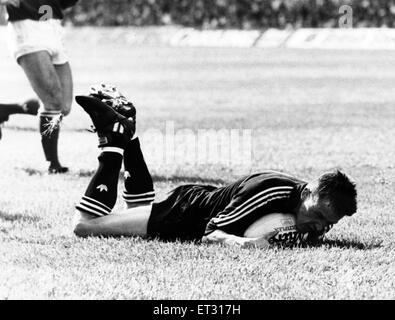Welsh Rugby Union finale - Neath 14 - 13 Llanelli. Paul Williams ottiene Neath della terza prova a. Il 6 maggio 1989. Foto Stock