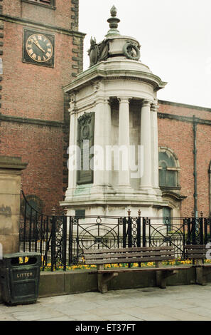 Stockton Cenotafio, 18 aprile 1995. Foto Stock