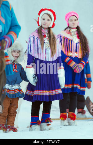 Circolo Polare Artico, Lapponia, Scandinavia, Svezia, Jokkmokk, popolazione Sami al festival invernale Foto Stock