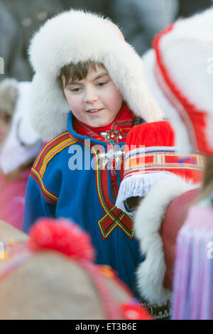 Circolo Polare Artico, Lapponia, Scandinavia, Svezia, Jokkmokk, etnica popolazione Sami al festival invernale Foto Stock