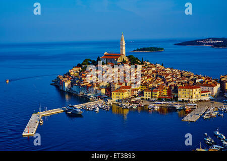 Croazia, Istria, città vecchia di Rovigno Foto Stock