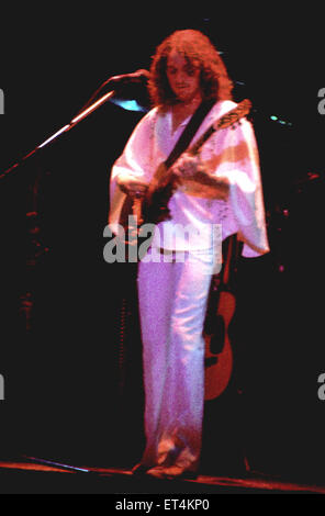 Jon Anderson del progressive rock band sì di prestazioni al Miami, Jai-Alai Frontone, Miami, Florida, Stati Uniti d'America nel novembre 28th, 1974. Foto Stock