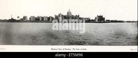 Vecchio vintage 1900s hotel Taj Mahal e Gateway of India Bombay Mumbai India Maharashtra Foto Stock