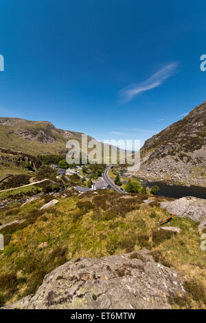 Snowdonia North Wales UK National Trust Ogwen Llyn lago paesaggio acqua penna a piedi yr ole wen Llanberis pass Nant Francon Foto Stock