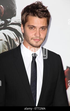 Premiere di 'American Sniper' atJazz presso il Lincoln Center - Frederick P. Rose Hall - tappeto rosso arrivi con: Luke Grimes dove: la città di New York, New York, Stati Uniti quando: 15 Dic 2014 Credit: PNP/WENN.com Foto Stock