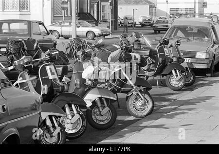MODs in Redcar, Middlesbrough, 4 ottobre 1985. Foto Stock