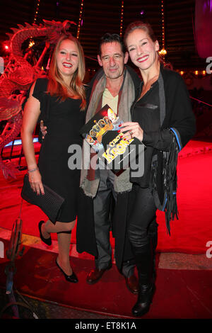 Premiere del programma invernale del circo Krone offre: Max Tidof mit Ehefrau Lisa Seitz und Tochter Luzie dove: Monaco di Baviera, Germania Quando: 26 Dic 2014 Credit: Franco Gulotta/WENN.com Foto Stock