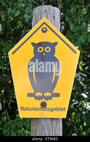 Nadelitz, Germania, segno riserva naturale con Nadelitz su Ruegen Foto Stock