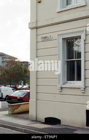 Viste generali di case sulla Cromwell Street, Gloucester. Numero 25 Cromwell Street è stata la casa di assassini Fred e Rosemary West. Il 5 ottobre 1995. Foto Stock