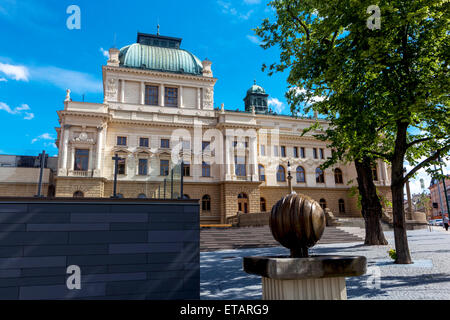 Josef Kajetan Tyl Theatre (1902) La città vecchia, Plzen, Repubblica Ceca, Europa Foto Stock