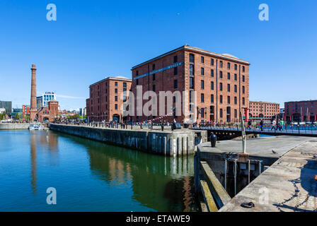Hartley Quay e il Merseyside Maritime Museum, Albert Dock, Liverpool, Merseyside England, Regno Unito Foto Stock
