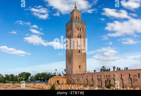 La Moschea di Koutoubia Minaret nella città di Marrakesh, Marocco . Foto Stock