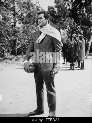 Tony Curtis, sul set del film " Il grande impostore', 1961 Foto Stock