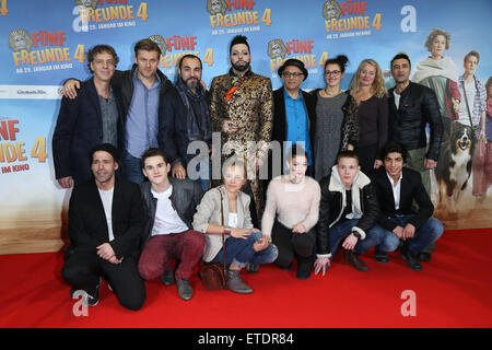 Premiere di 'Fuenf Freunde 4' a CinemaxX movie theater dotato: Gruppenfoto dove: Monaco di Baviera, Germania Quando: 25 Gen 2015 Credit: Franco Gulotta/WENN.com Foto Stock