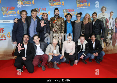 Premiere di 'Fuenf Freunde 4' a CinemaxX movie theater dotato: Gruppenfoto dove: Monaco di Baviera, Germania Quando: 25 Gen 2015 Credit: Franco Gulotta/WENN.com Foto Stock