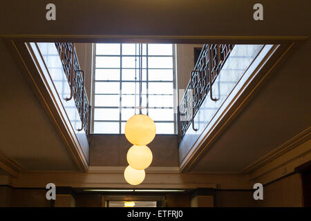 Art Deco atrium in Hornsey Town Hall di Londra, Regno Unito Foto Stock