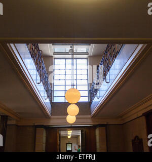 Art Deco atrium in Hornsey Town Hall di Londra, Regno Unito Foto Stock