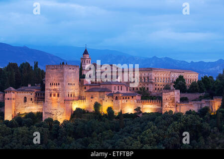 L'Alhambra di Granada palazzo moresco in Andalusia, Spagna Foto Stock