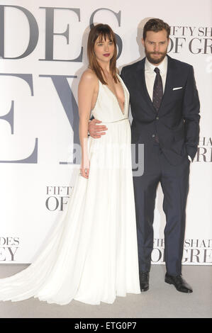 UK Premiere di 'Cinquanta sfumature di grigio' di Odeon Leicester Square offre: Jamie Dornan, Dakota Johnson dove: Londra, Regno Unito quando: 12 Feb 2015 Credit: Zibi/WENN.com Foto Stock