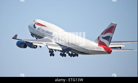 British Airways Boeing 747 G-BYGG in partenza dall'aeroporto di Heathrow LHR Foto Stock