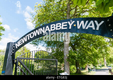 Newtownabbey modo itinerario a piedi nella contea di Antrim, Irlanda del Nord Foto Stock