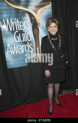 Celebrità frequentare 2015 Writers Guild Awards West Coast cerimonia al Hyatt Regency Century Plaza. Dotato di: Gloria Allred dove: Los Angeles, California, Stati Uniti quando: 14 Feb 2015 Credit: Brian A/WENN.com Foto Stock