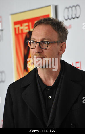 LOS ANGELES, CA - 4 Novembre 2011: David Thewlis alla premiere del suo nuovo film "La Signora", parte del 2011 AFI Fest, a Grauman's Chinese Theater di Hollywood. Novembre 4, 2011 a Los Angeles, CA Foto Stock