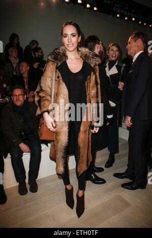 Mercedes-Benz della Settimana della Moda di New York Autunno/Inverno 2015 - Ralph Lauren Fashion Show - Prima fila con: Louise Roe dove: New York, Stati Uniti quando: 19 Feb 2015 Credit: PIXELFORMULA/SIPA Foto Stock